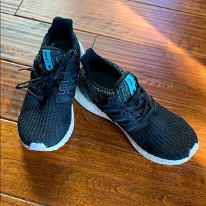 Size 7 Adidas/Parley boost!